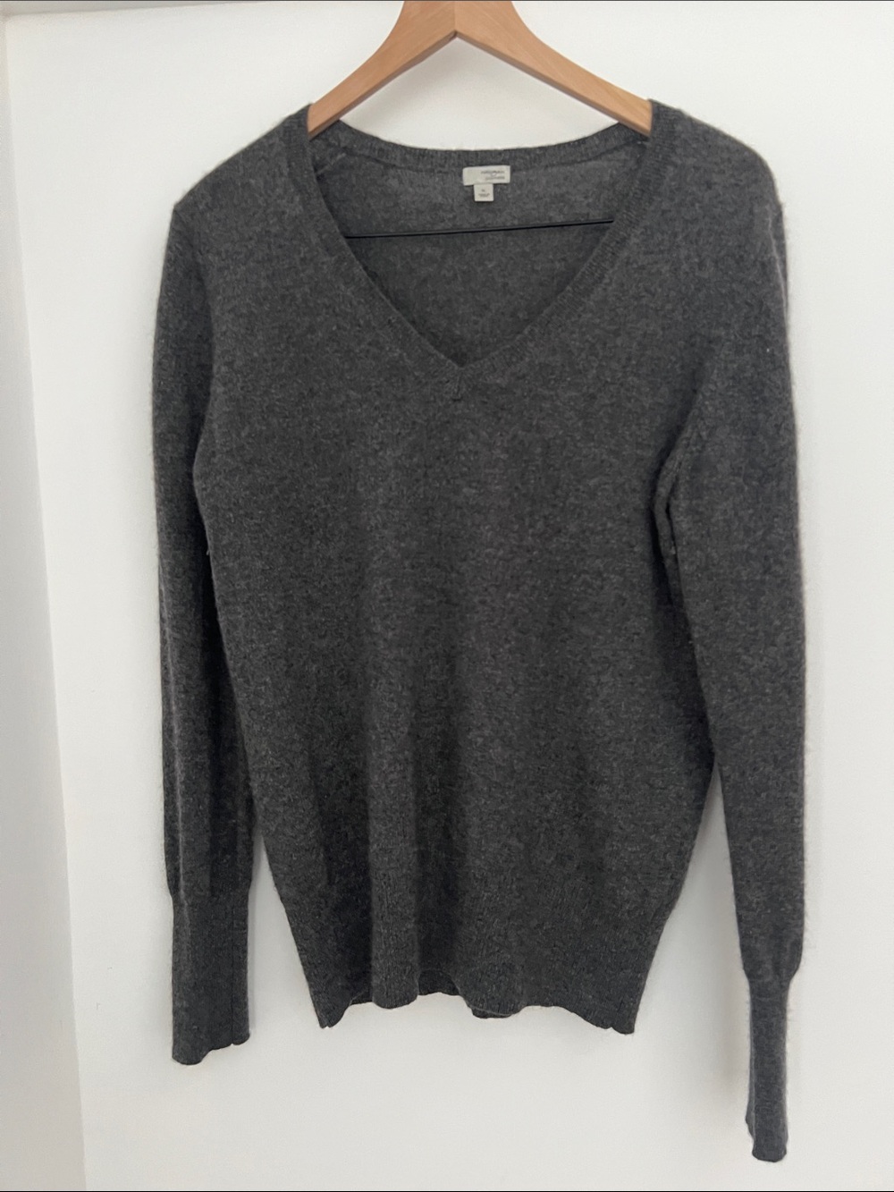 HALOGEN xl CASHMERE sweater excellent  light used condition